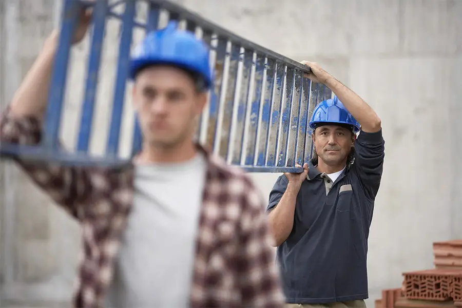 Ladder Safety Training, an online health and safety course from Irish Health and Safety